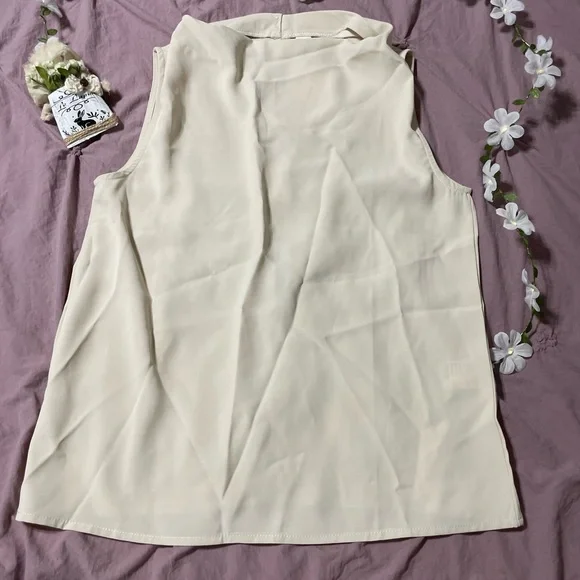 SOLD! Gorgeous Commense Cream Mandarin Collar Blouse So Soft & Sweet - Picture 2 of 9